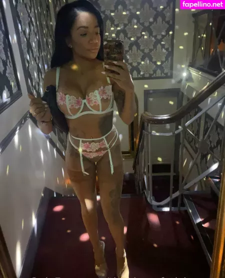 Kikiluxxxe OnlyFans Thumbnail #YroWLFk6B7