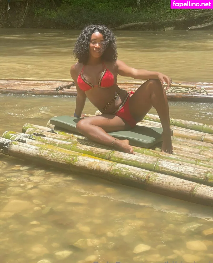 kikiminaj, minaj_kiki_ Nude Leaked OnlyFans Photo #IPb6UuXltS