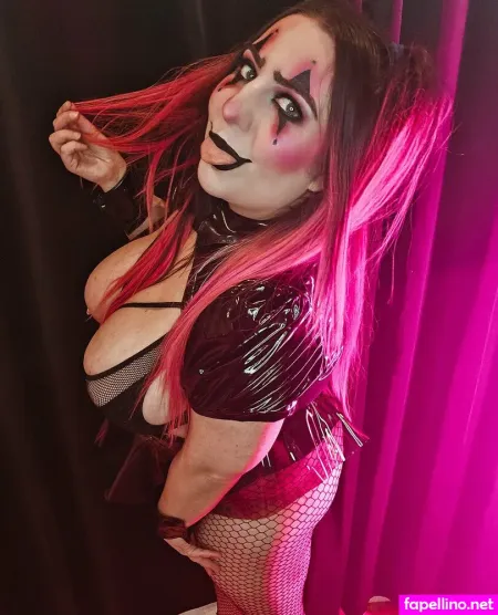 Kikiobscura OnlyFans Thumbnail #cCiABdVS5y