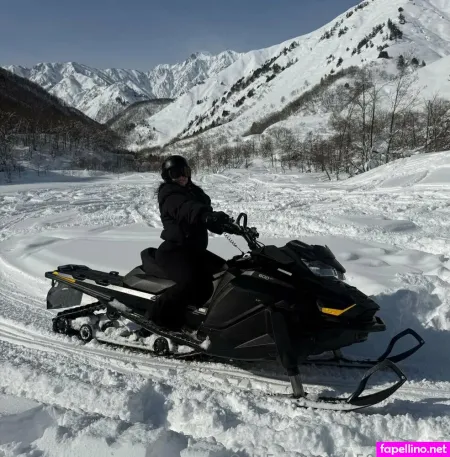 Kikiroseexx OnlyFans Thumbnail #XqEbxEoPXO