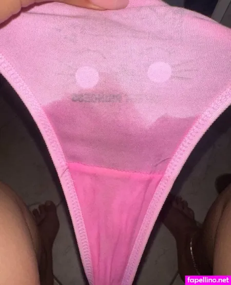 Kikisbraces OnlyFans Thumbnail #EhUgHu8tM5