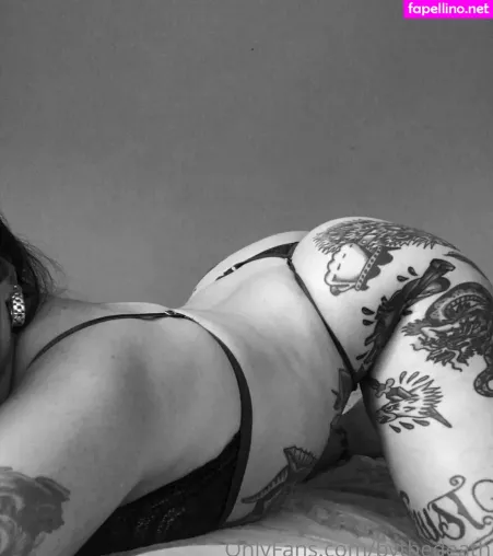 Kikithedeath OnlyFans Thumbnail #AHEYUgJ51k