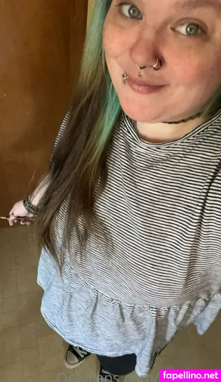 Killerb0o OnlyFans Thumbnail #P8gfKus4Rc