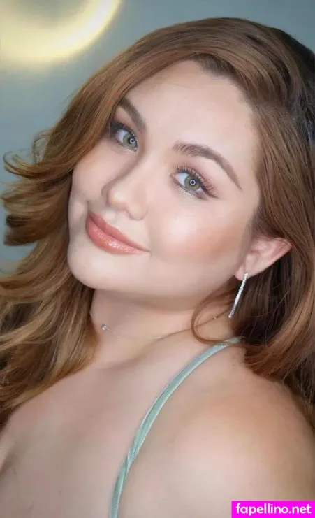 Kim Cahill OnlyFans Thumbnail #f2HuegK9UA