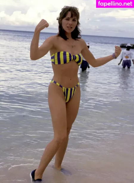 Kim Cattrall OnlyFans Thumbnail #KOct4p6ICa