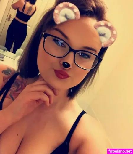 Kim Centamore OnlyFans Thumbnail #Hp6vHjlFbx