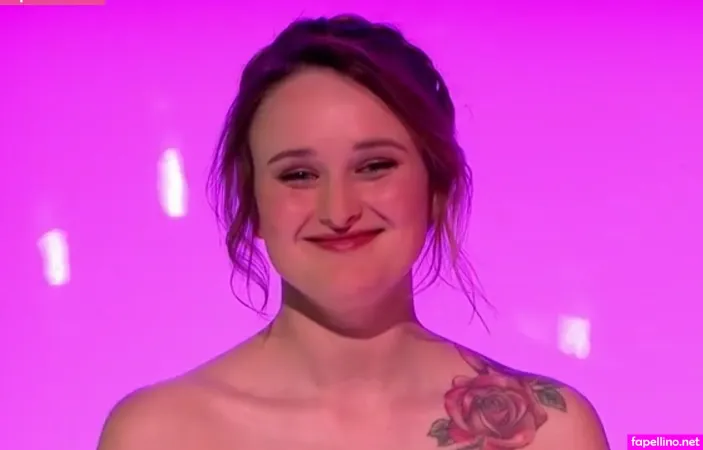 Kim Centamore OnlyFans Thumbnail #cx99yQvsSt