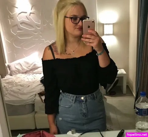 Kim Centamore OnlyFans Thumbnail #hRhNyULuH8