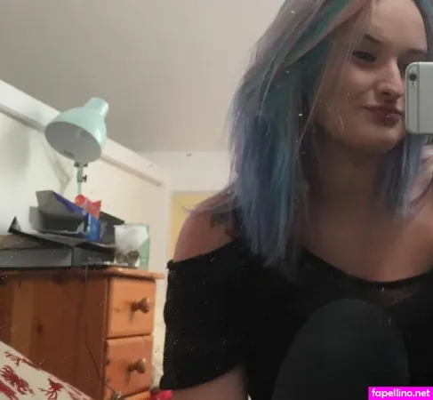 Kim Centamore OnlyFans Thumbnail #vxuNFeeiAM