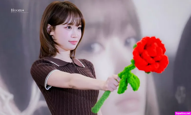 Kim Chaewon 1 OnlyFans Thumbnail #2tc56BGwXT