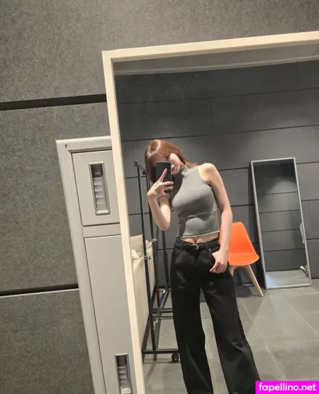 Kim Chaewon 1 OnlyFans Thumbnail #4Yw8g3uk6r