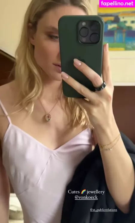 Kim Hnizdo OnlyFans Thumbnail #64sXH1oZdR