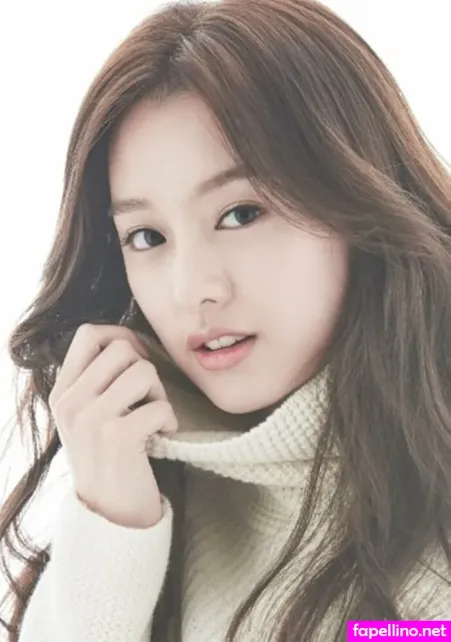 Kim Ji Won OnlyFans Thumbnail #KHtjq4muC0