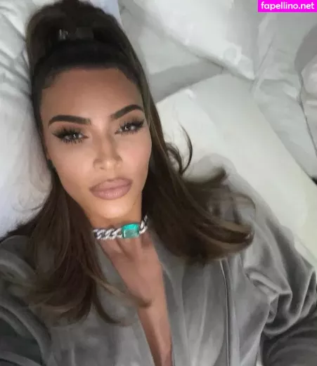 Kim Kardashian OnlyFans Thumbnail #2rAWHF68WQ