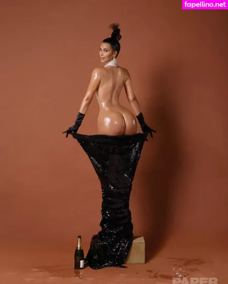 Kim Kardashian OnlyFans Thumbnail #5MrQABdQWo