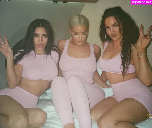 Kim Kardashian OnlyFans Thumbnail #wgSY3mMc6n