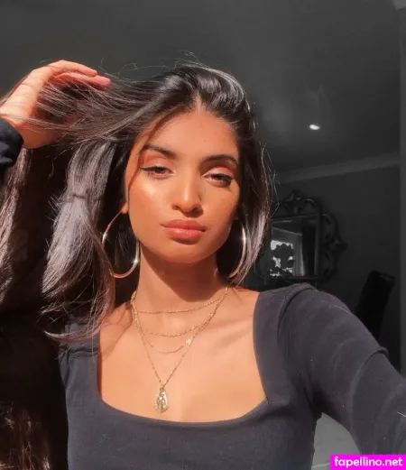 Kim Kaur Mann OnlyFans Thumbnail #DCrcjOFWRR