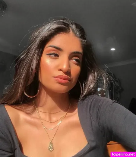 Kim Kaur Mann OnlyFans Thumbnail #PoatPFd5eE