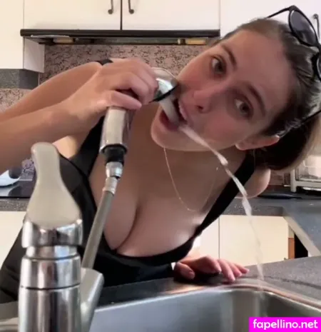 Kim Migneault OnlyFans Thumbnail #5XRYDlA0Fw