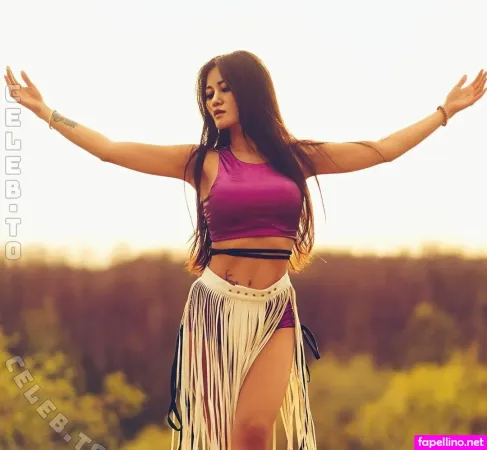 Kim Noble OnlyFans Thumbnail #0PMlx362SV