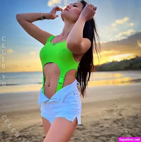 Kim Noble OnlyFans Thumbnail #U6u2nCPc5s