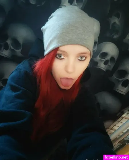 Kim Privat OnlyFans Thumbnail #m9vgJjBYqx