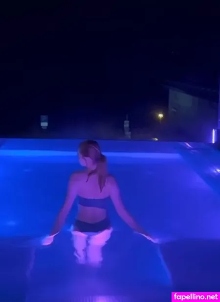 Kim Sara OnlyFans Thumbnail #BmTgYGwGj9