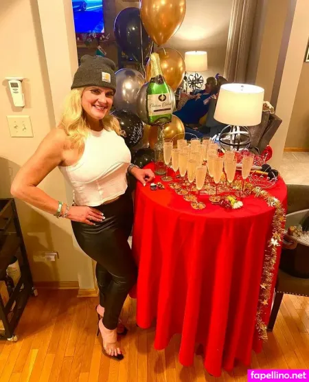 Kim Shafer OnlyFans Thumbnail #TzGTwtqtfV