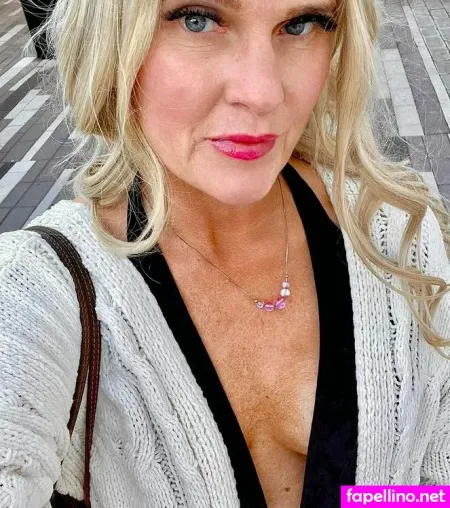 Kim Shafer OnlyFans Thumbnail #kHDYGyEFzx