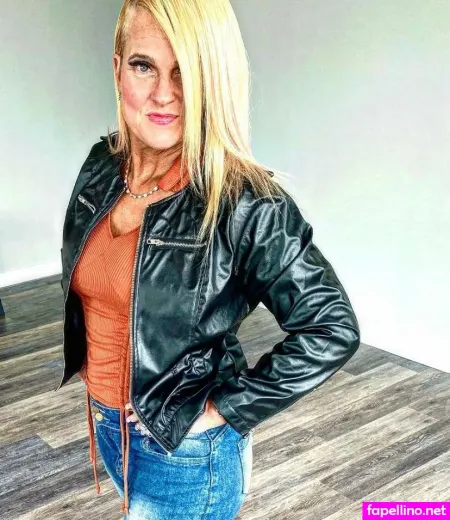 Kim Shafer OnlyFans Thumbnail #qDKRWuARd8