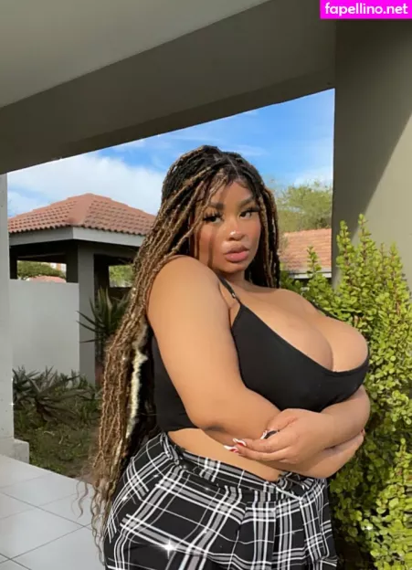 Kim Tiddies OnlyFans Thumbnail #i7VI9ofvbY