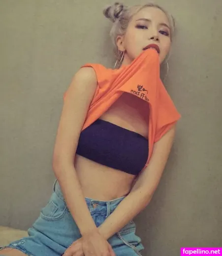 Kim Yong Sun OnlyFans Thumbnail #CNKgItbKV9