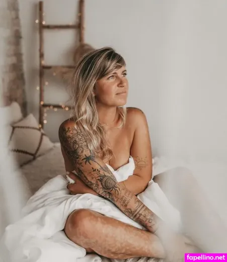 Kim Zeidler OnlyFans Thumbnail #1hr9Rh62g2