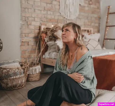Kim Zeidler OnlyFans Thumbnail #TXAmxdjCjo