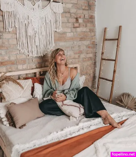 Kim Zeidler OnlyFans Thumbnail #siGhngBzja