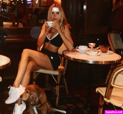 Kimberley Garner 1 OnlyFans Thumbnail #c2DBdFxlhn