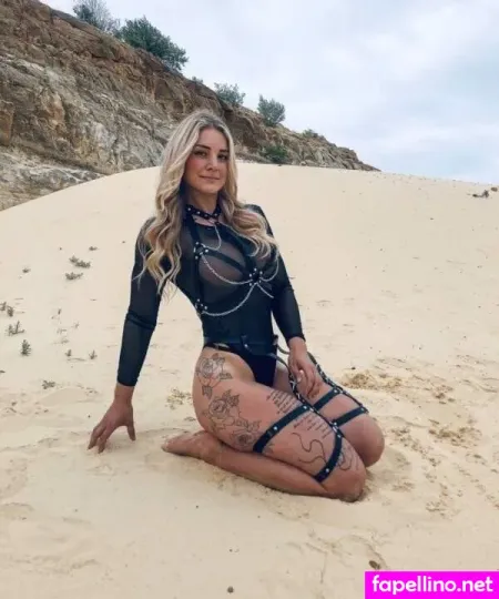 Kimberly Clark OnlyFans Thumbnail #S1jadFytWr