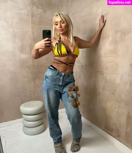 Kimberly Hart Simpson OnlyFans Thumbnail #7G8MfUPUVf