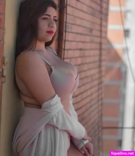 Kimberly Hdeez OnlyFans Thumbnail #YikxnyD9HR