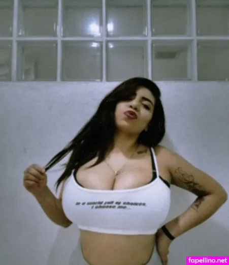 Kimberly Hdeez OnlyFans Thumbnail #mfuGSnTO5Z