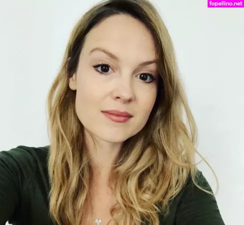 Kimberly Nixon OnlyFans Thumbnail #pIt9OCcJAU