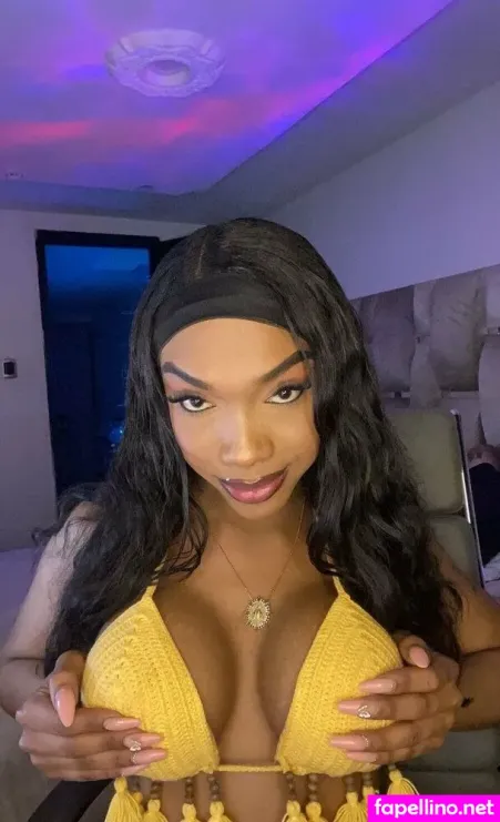 Kimberlyebano1 OnlyFans Thumbnail #yUVmVT8wEj