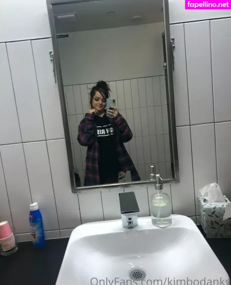 Kimbodanks OnlyFans Thumbnail #OMH2xy9Xxz