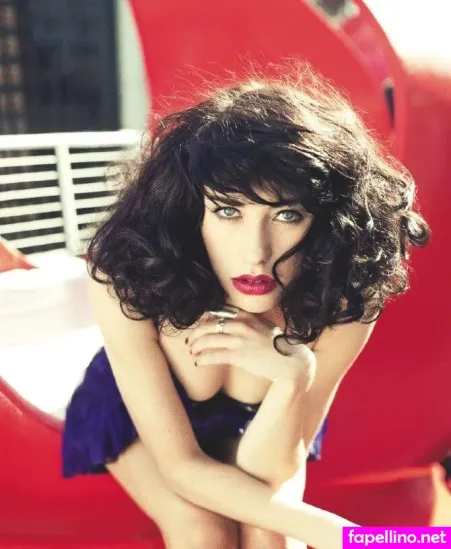Kimbra Main Profile Photo