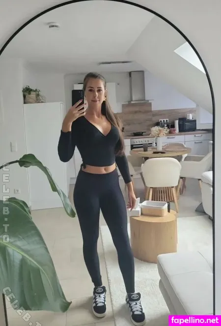 Kimgl 93 OnlyFans Thumbnail #540VsI4oi6