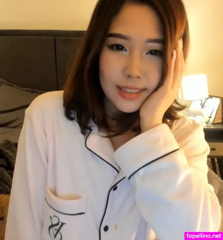 Kimi Kay OnlyFans Thumbnail #TR1WMQU9pg