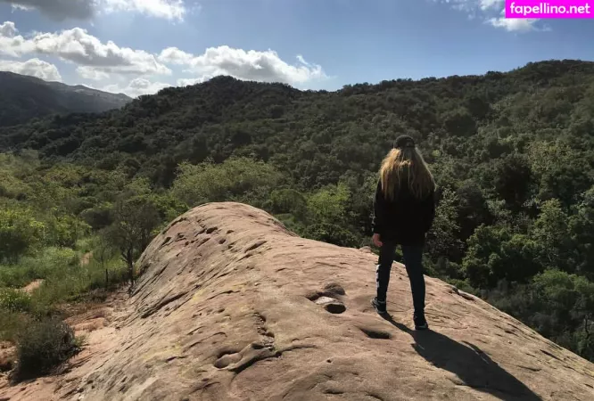 Kimi Mcfarland OnlyFans Thumbnail #DcVy3w5q52