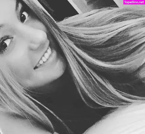 Kimi Mcfarland OnlyFans Thumbnail #I0aQD3gq9A