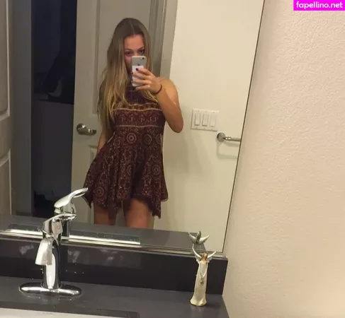 Kimi Mcfarland OnlyFans Thumbnail #kF6kiN2E8N