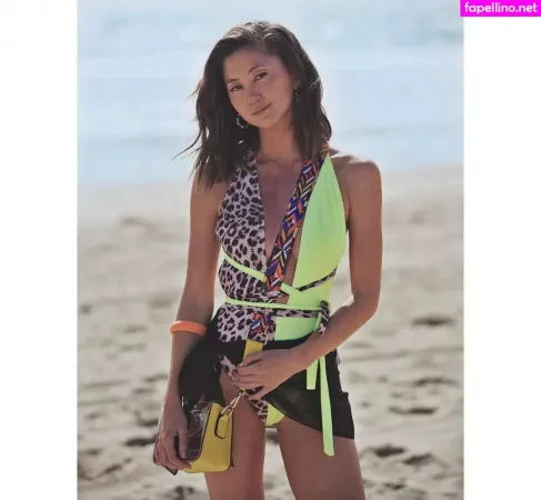 Kimiko Glenn OnlyFans Thumbnail #FjD8lAN4NG